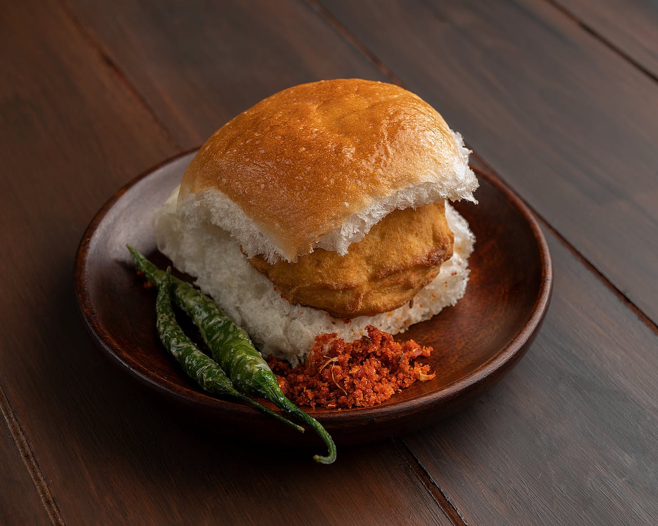 Classic Vadapav